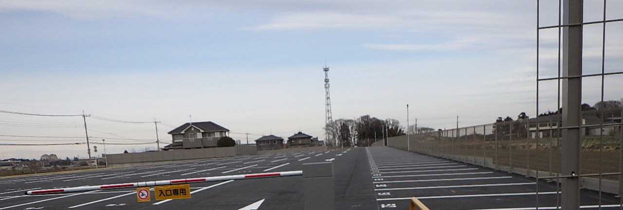整備が完了した大規模駐車場